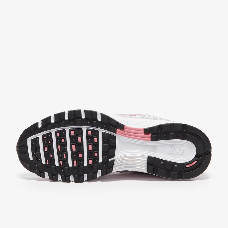 Nike Sportswear P-6000 pour Femme