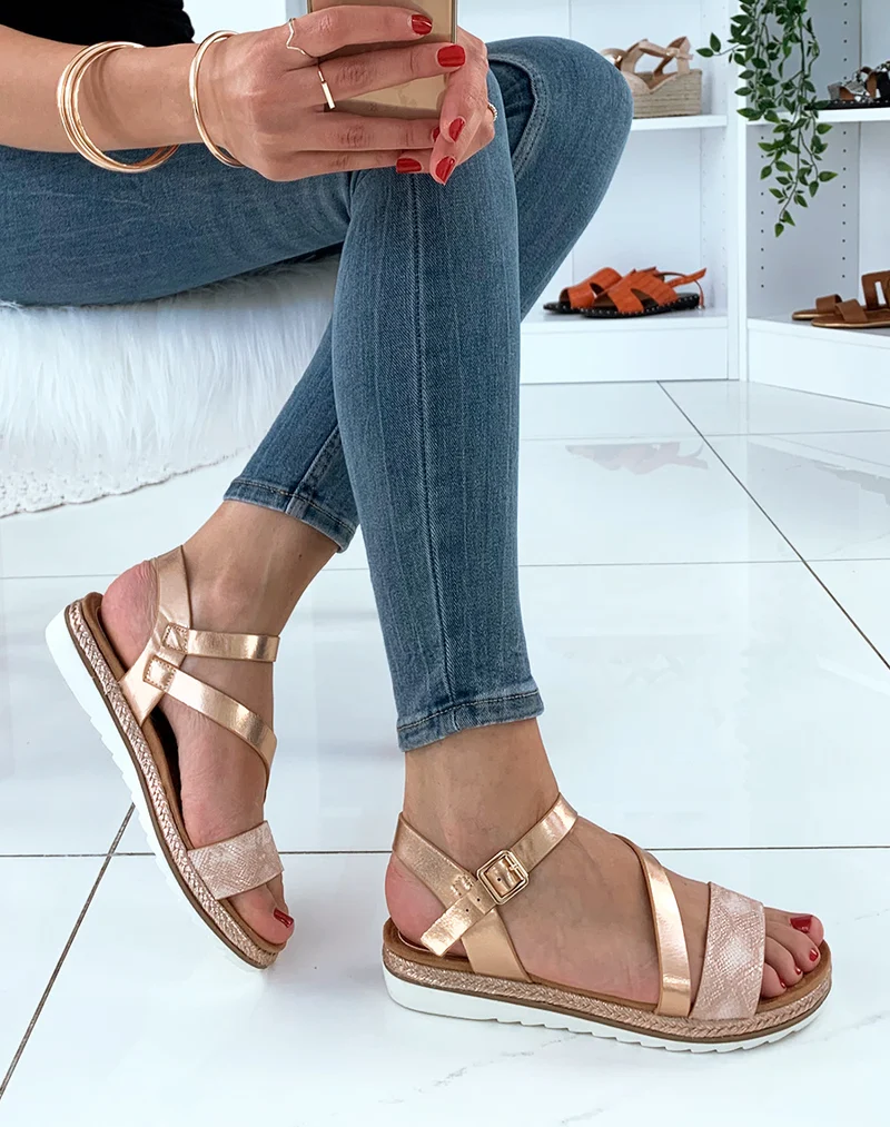 Nu-pieds champagnes à lanière wild