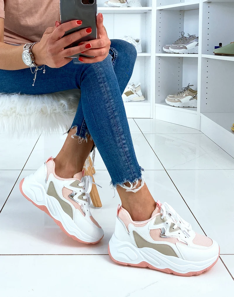 Basket blanche à empiècement rose beige et argenté