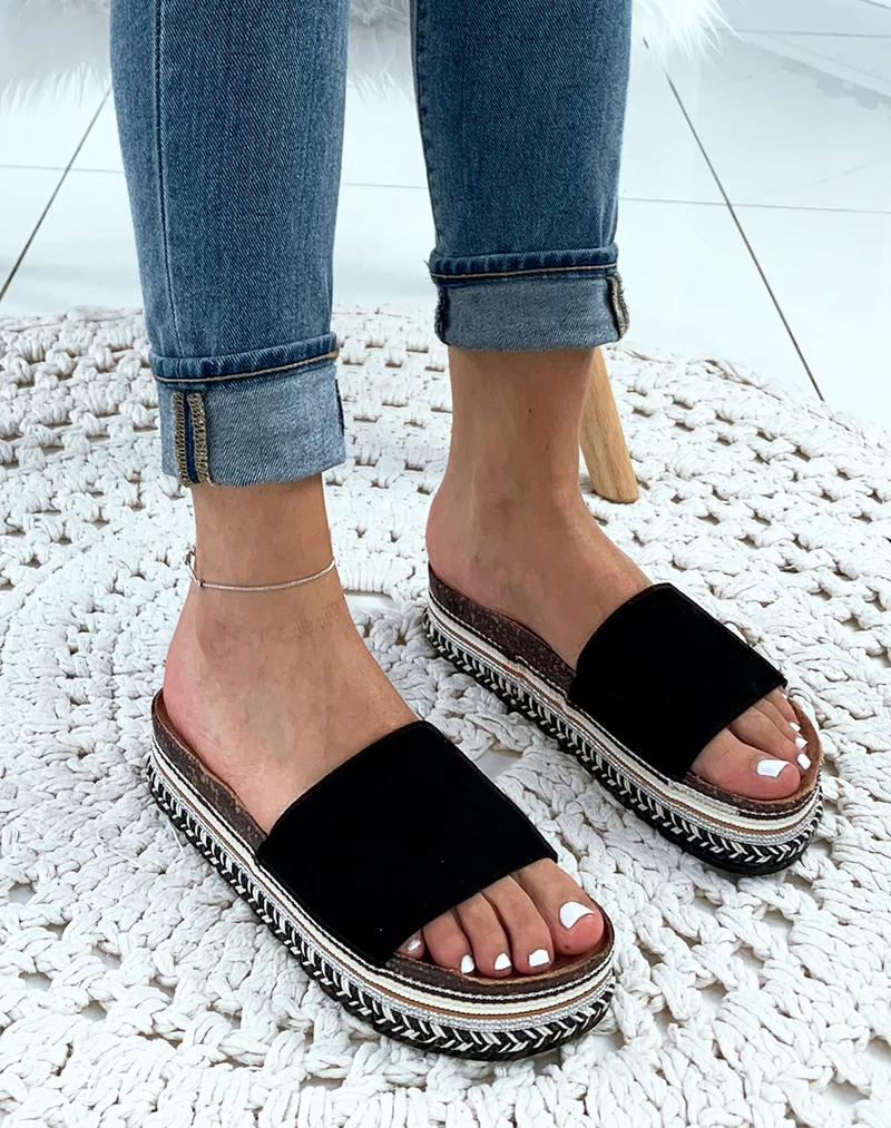 Mules en suédine noires à plateformes fantaisies