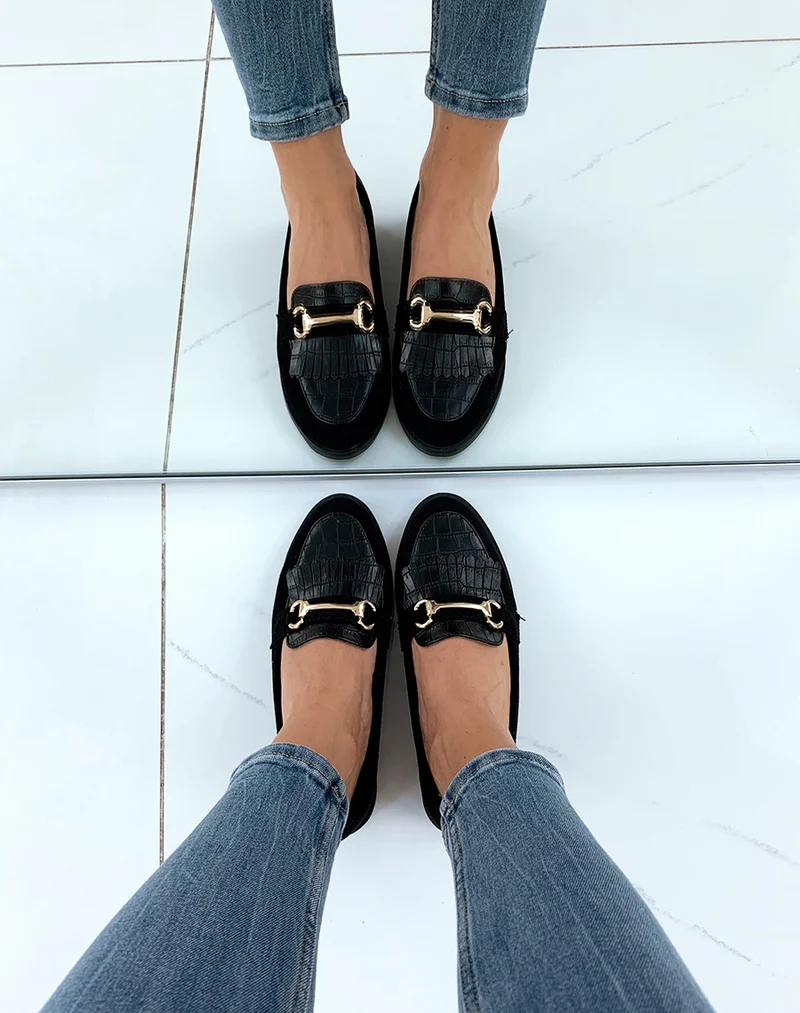 Mocassins noirs en suédine à franges et à détails croco