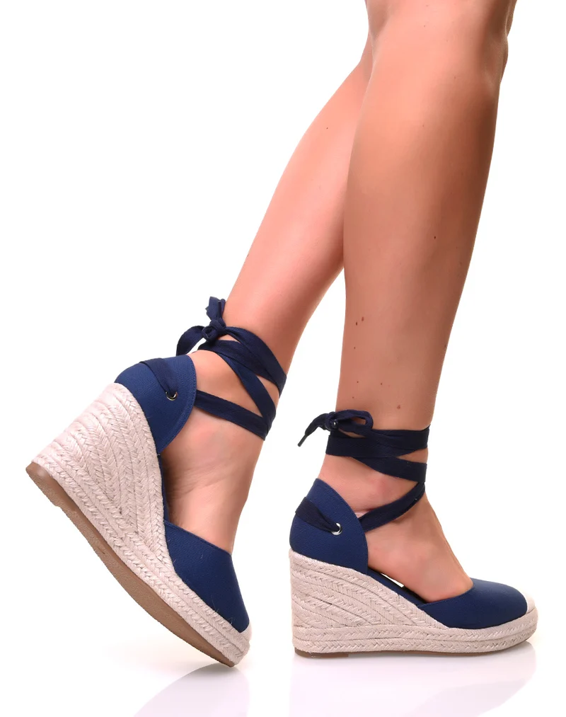 Espadrilles à talons compensés en toile bleue marine à rubans