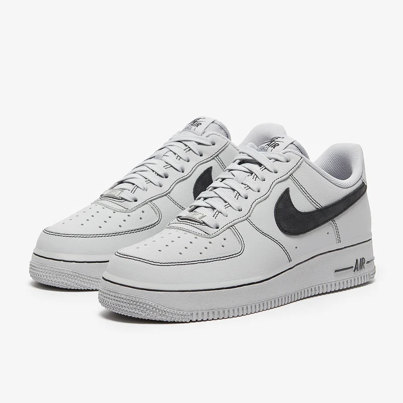 Nike Air Force 1 '07 LV8
