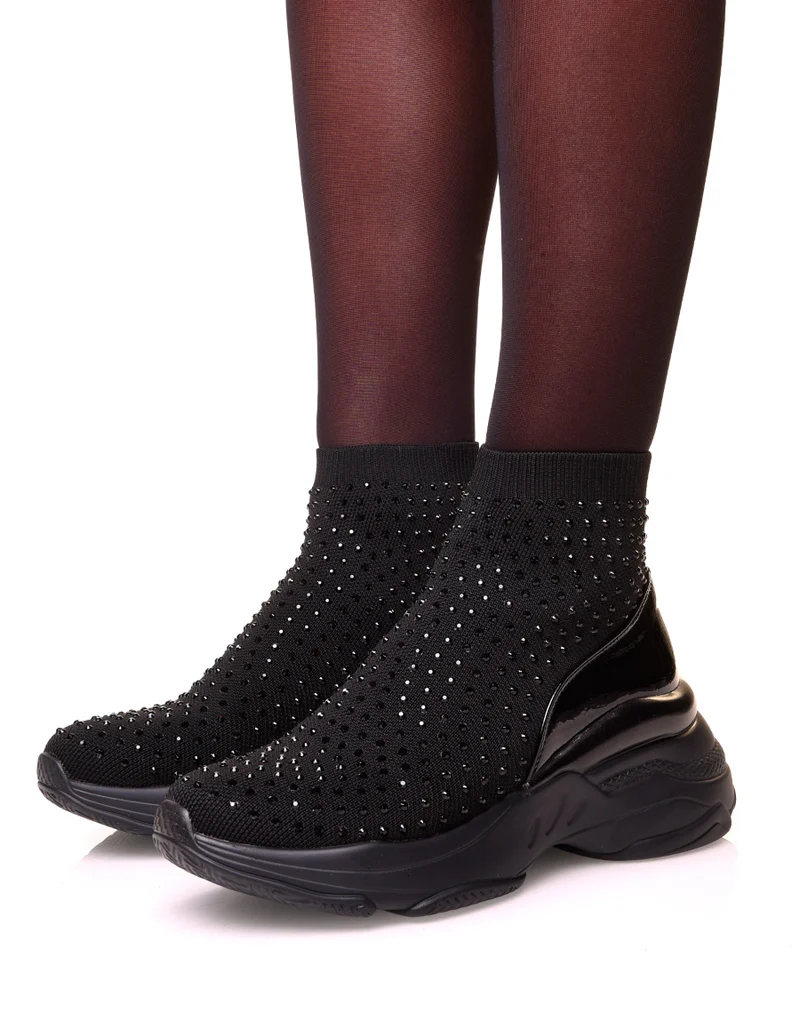 Baskets noires en forme de chaussette ajourées de perles