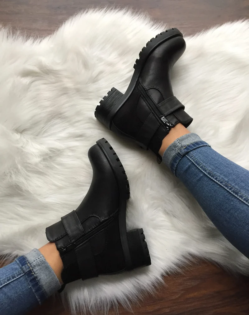 Bottines bi-matières noires à semelle crantée