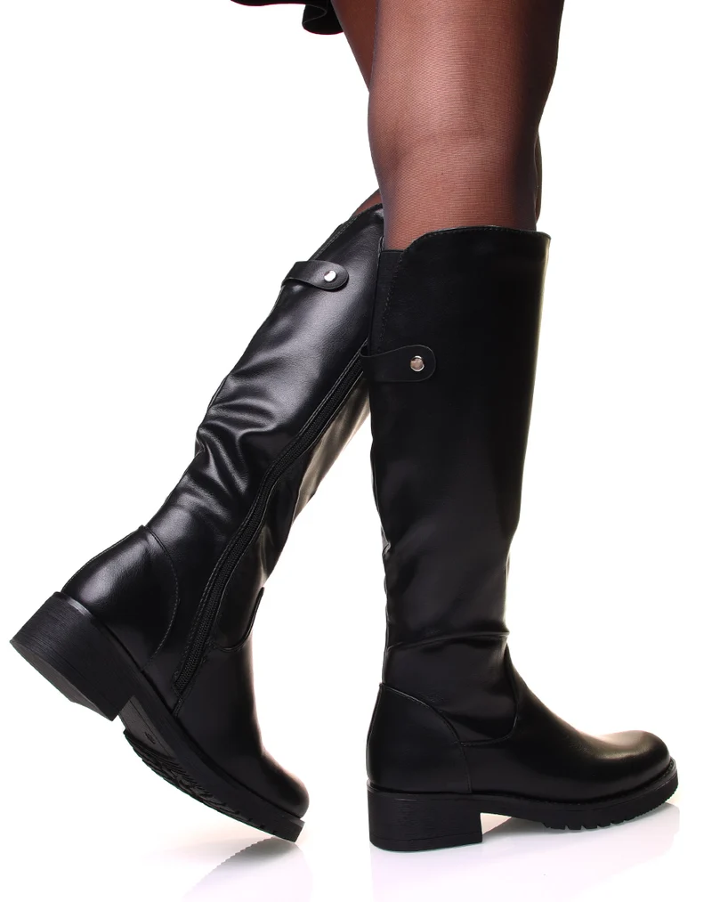 Bottes noires à bout arrondi effet cuir