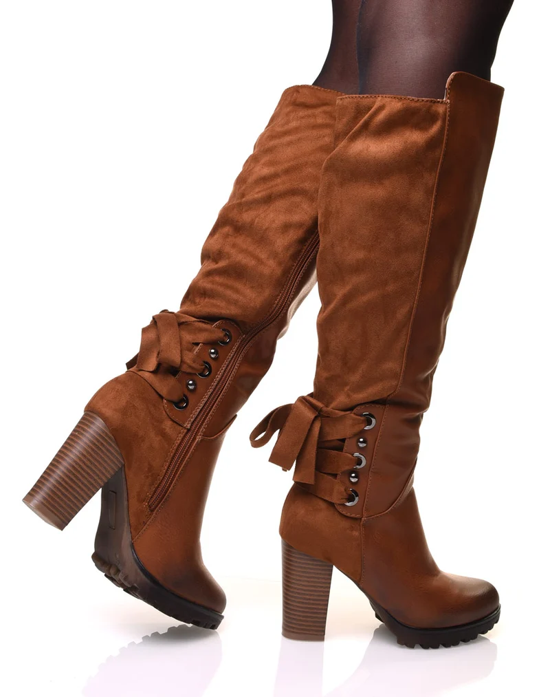 Bottes camelles bi-matière à talons et lacets en suédine