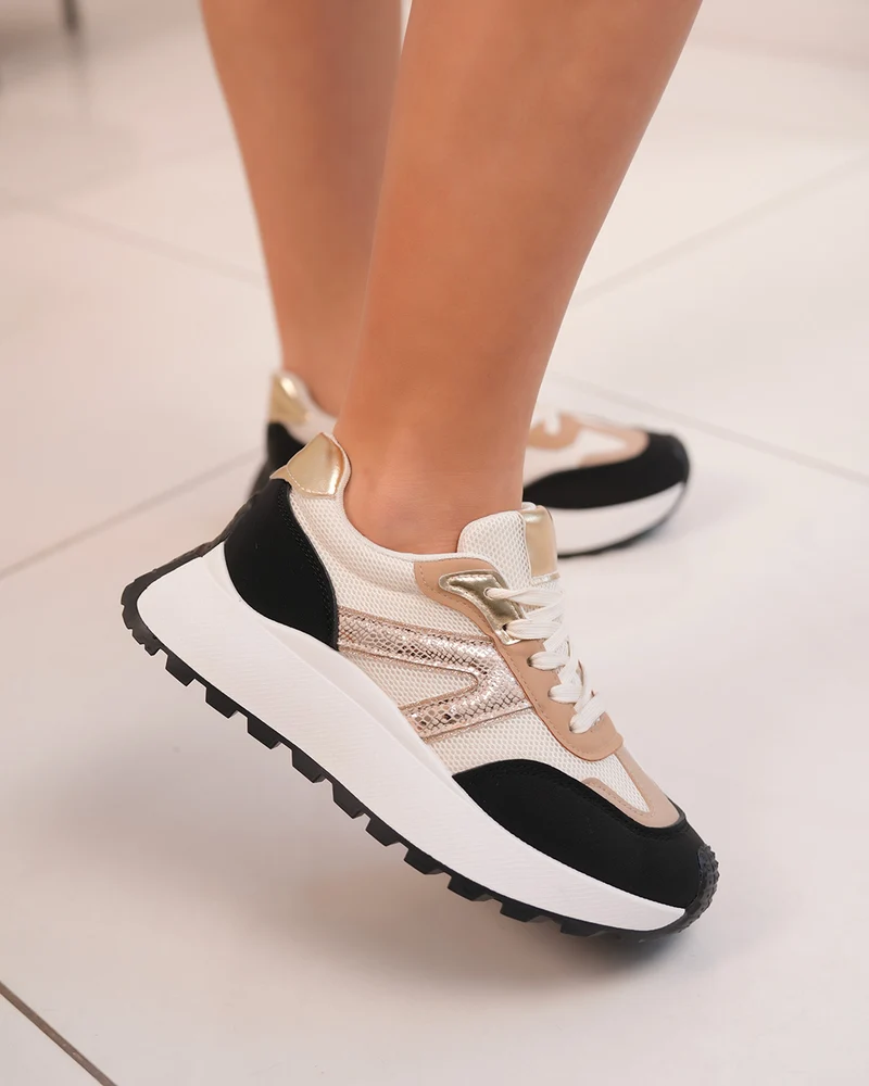 Basket femme beige et noire avec rayures dorées et semelle épaisse crantée