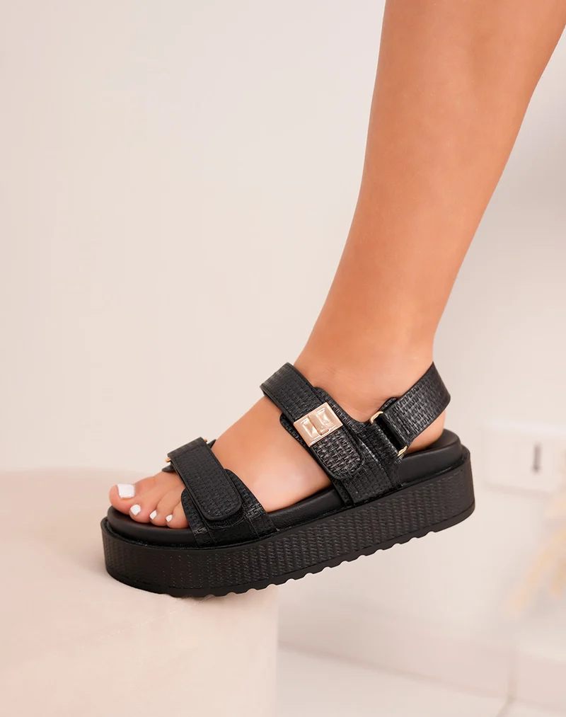 Sandales femme noires effet tissé à semelle épaisse