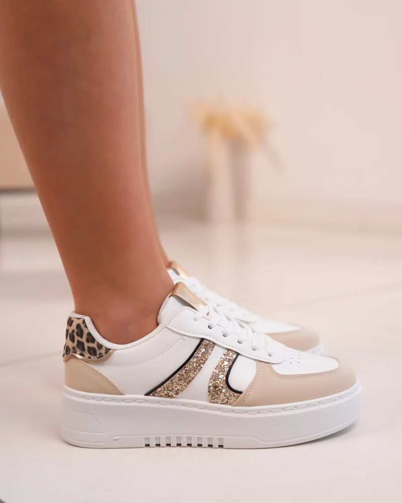 Basket beige femme avec détails léopard et paillettes dorées