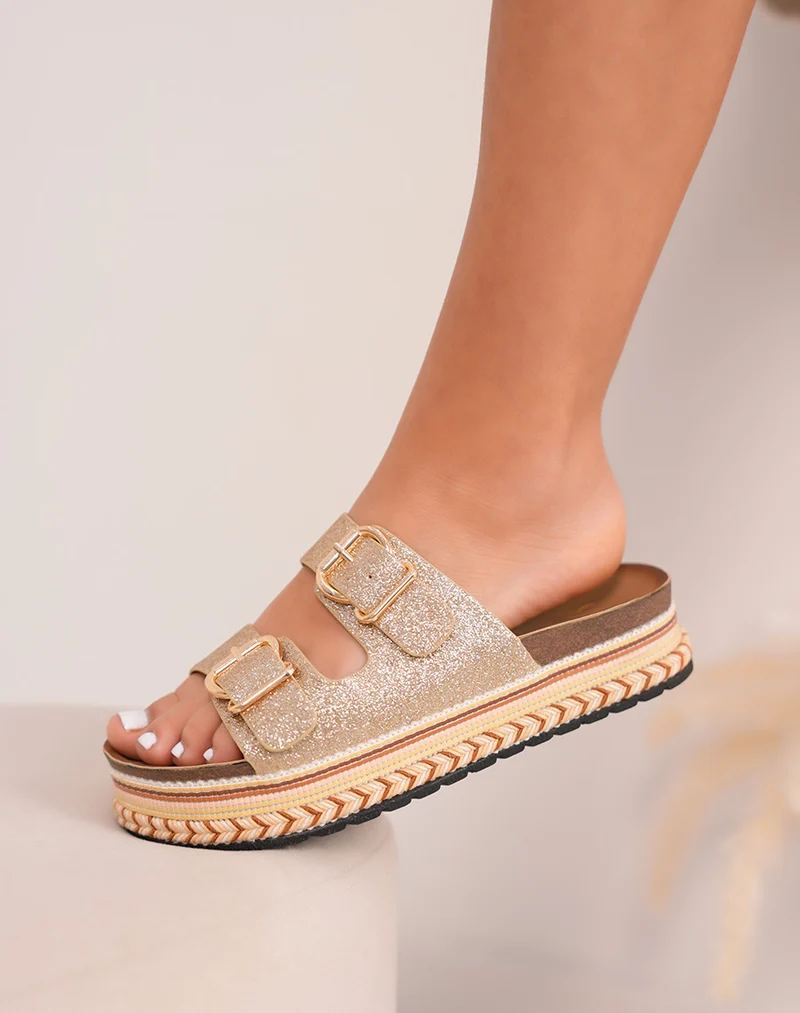 Mules femme dorées pailletées tendance avec plateforme tissée et boucles décoratives