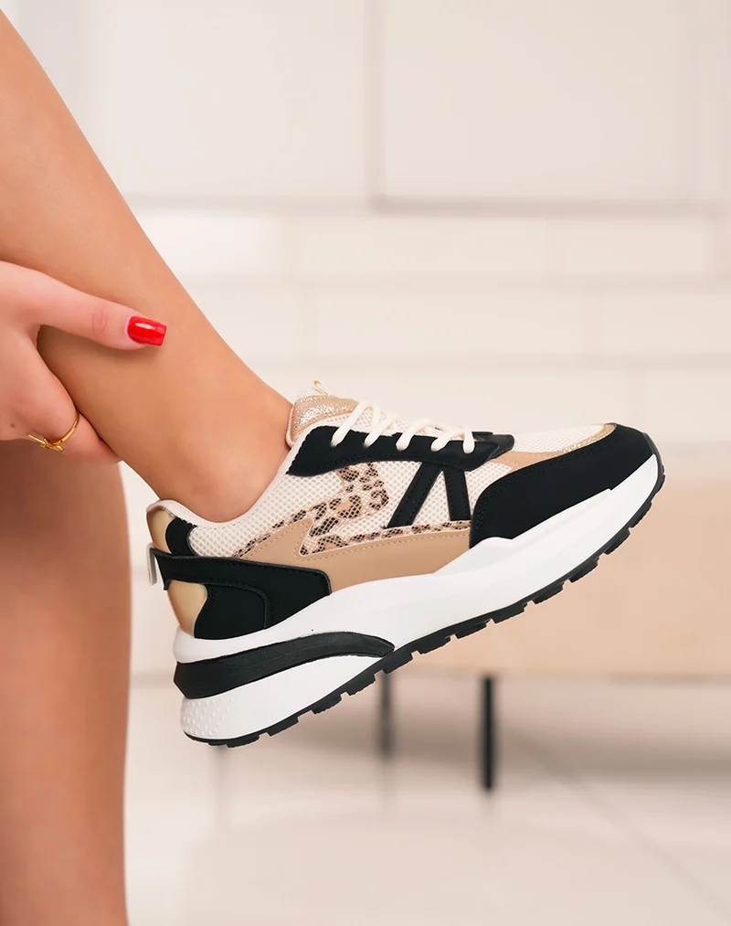 Baskets femme noires tendance avec touches dorées et imprimé léopard