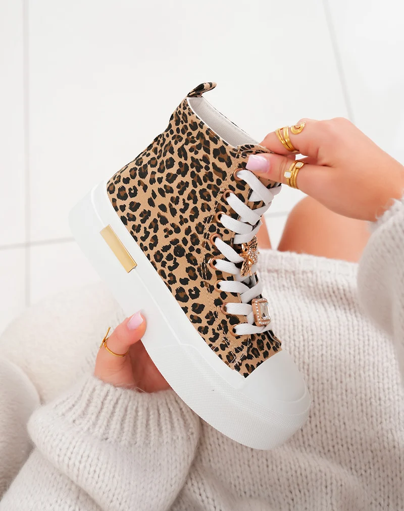 Baskets montantes femme léopard tendance avec plateforme et détails dorés