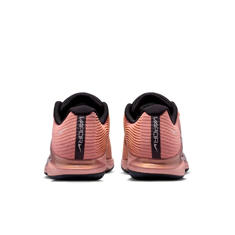 Aryna Sabalenka Nike Vapor 12 Premium Chaussures toutes surfaces Femmes-bronze, noir