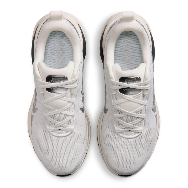 Vomero 18 Chaussure de running sans stabilisateurs - blanc, argent