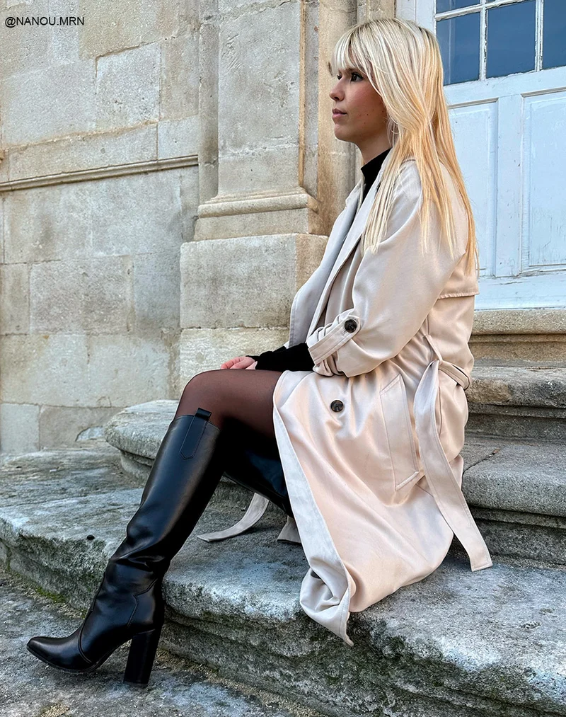 Bottes noires à talon style santiags