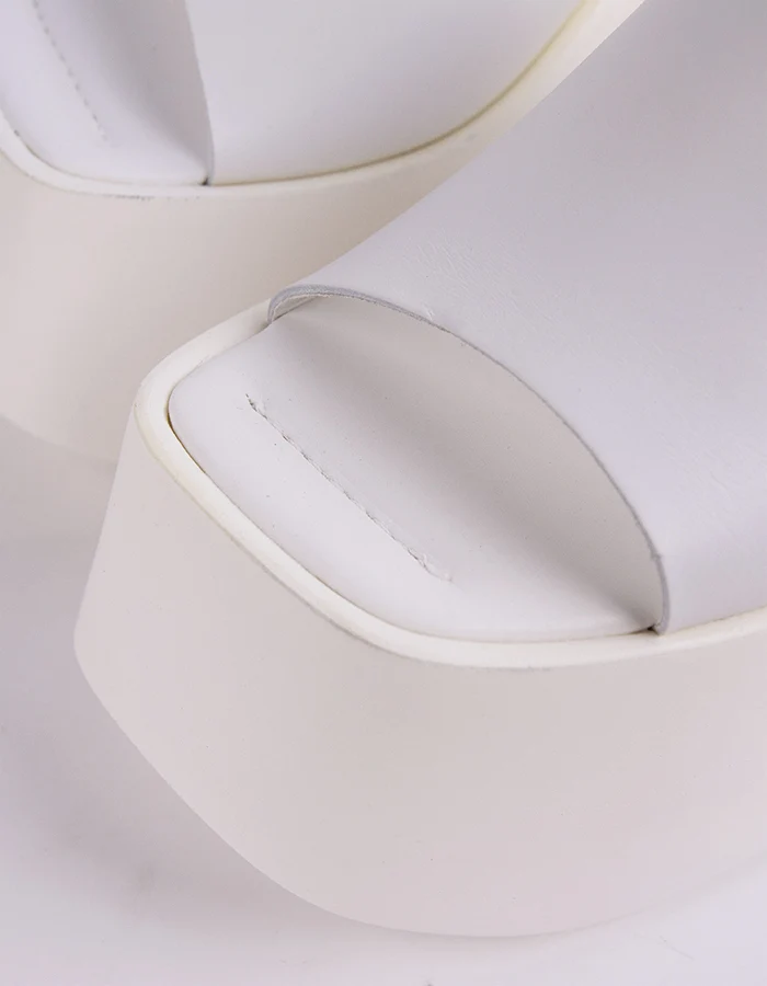 Fidèle White Leather