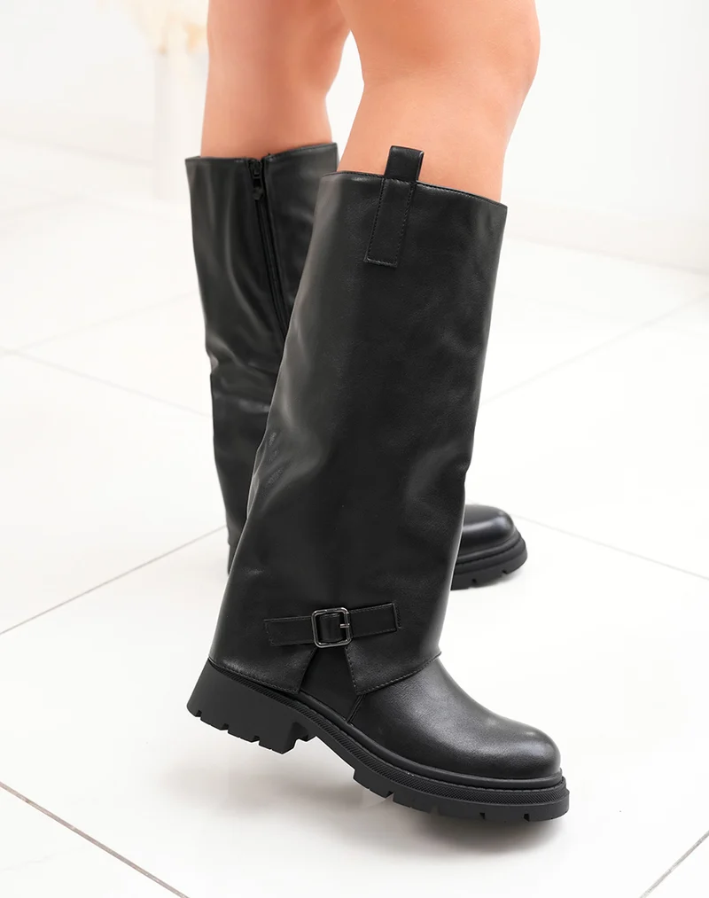 Bottes noires femme à revers avec boucle et semelle crantée