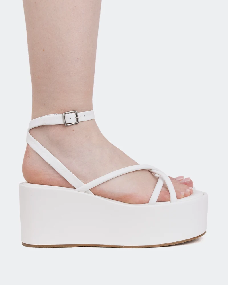 Dionira White Leather