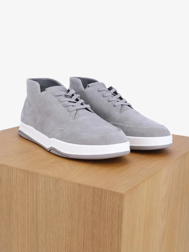 Chaussures baskets montantes en cuir gris