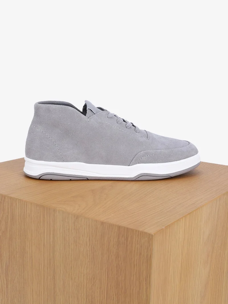 Chaussures baskets montantes en cuir gris