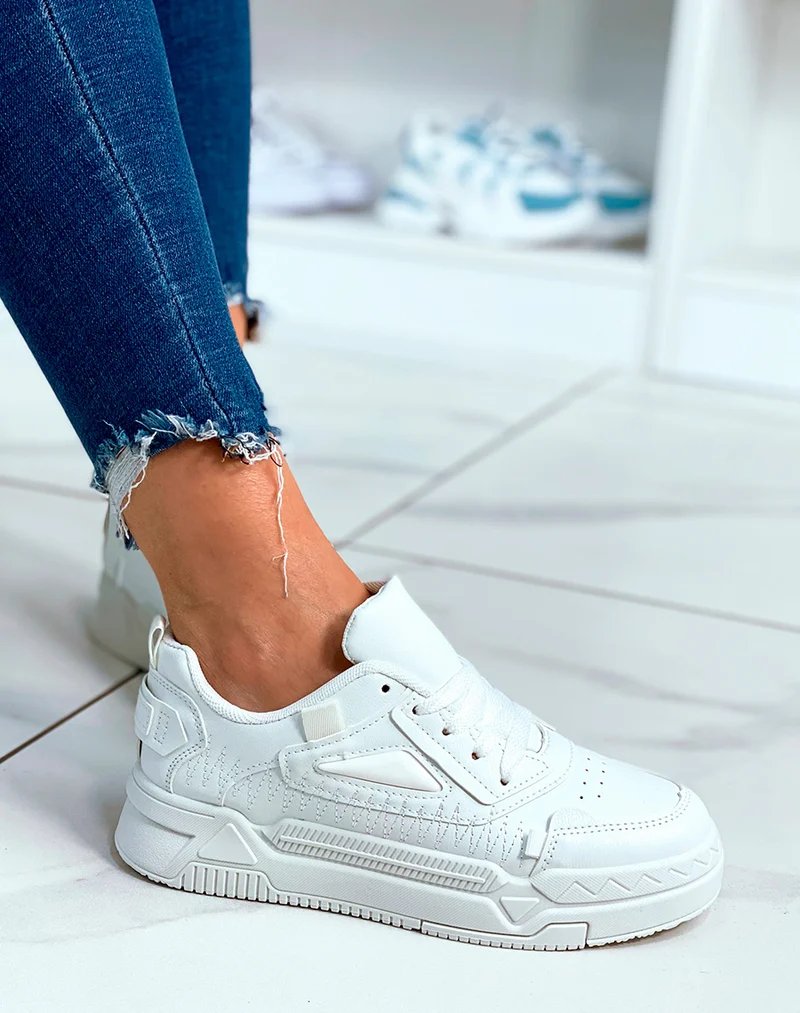 Baskets blanches à lacets avec détail pour femme