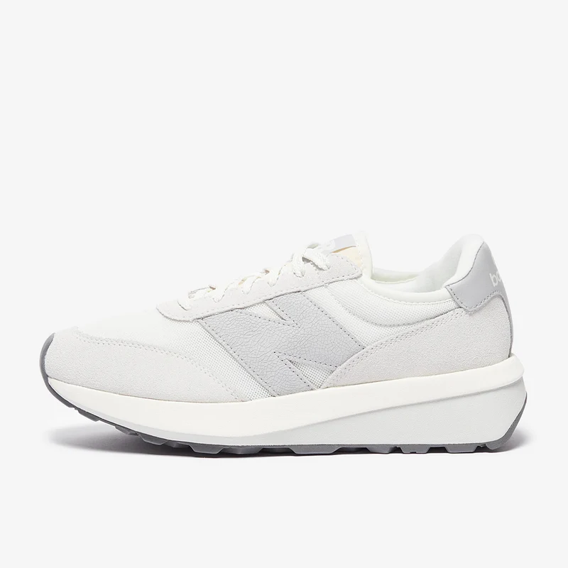 New Balance 370