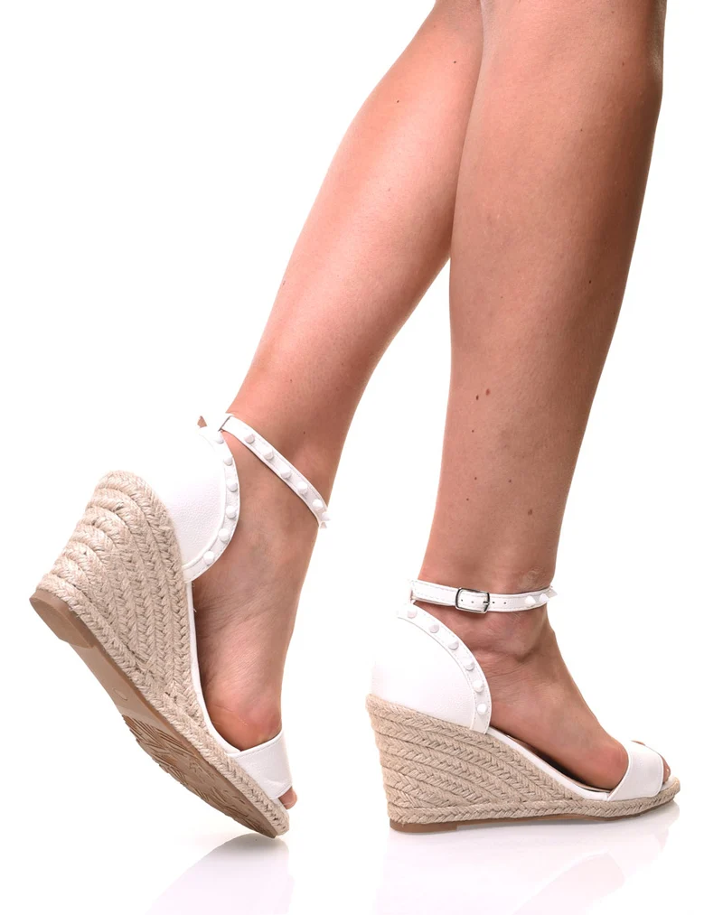 Compensées basses blanches cloutés