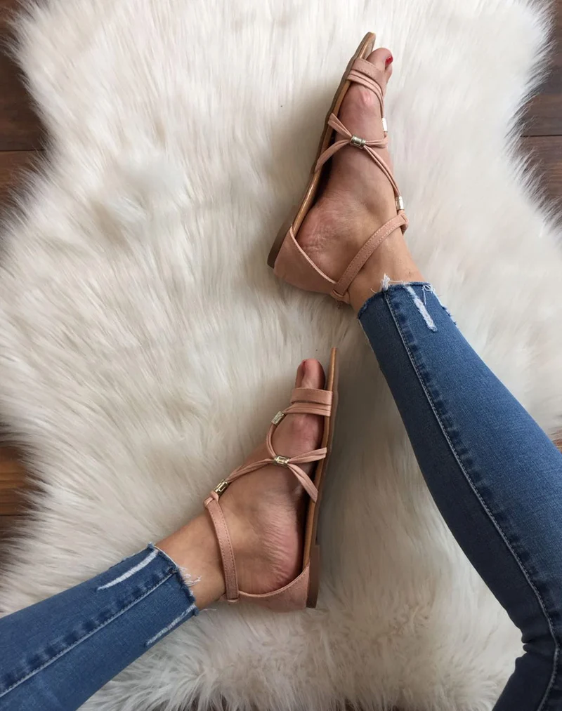 Nu-pieds rose en suédines