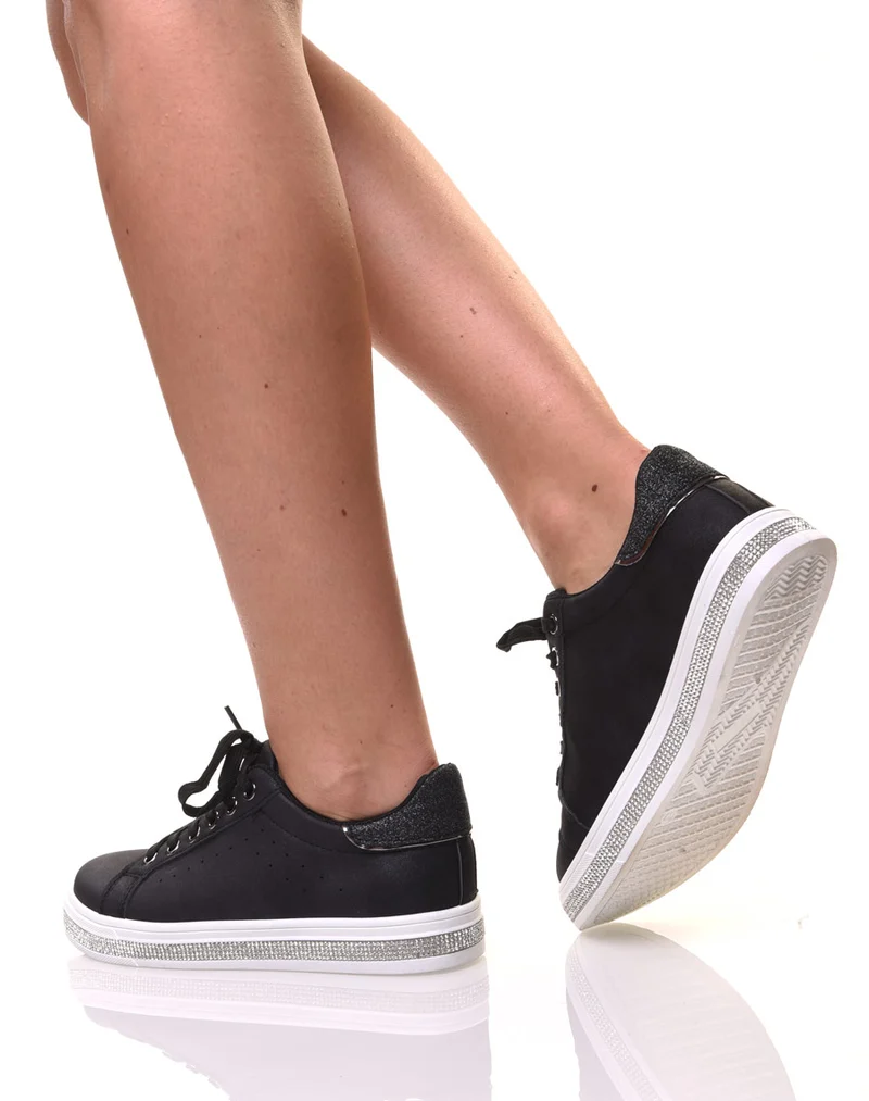 Baskets noires avec strass