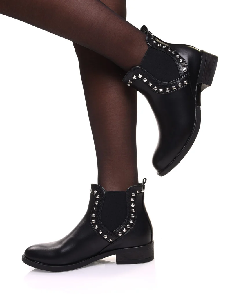 Chelsea boots noirs ornés de clous
