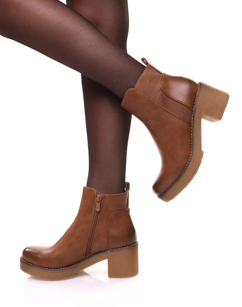 Bottines camel à semelle épaisse contrastée