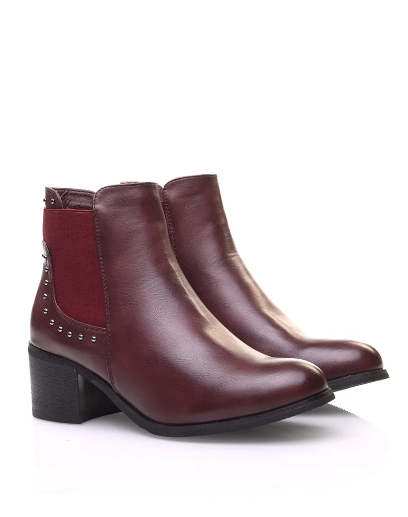 Chelsea boots bordeaux cloutés à petits talons