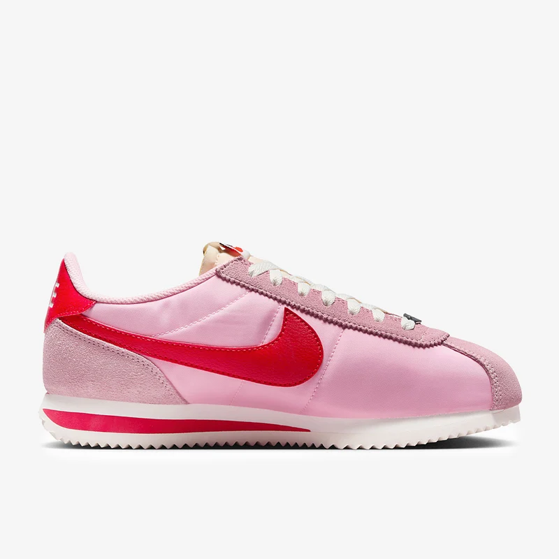 Nike Sportswear Cortez Textile pour Femme