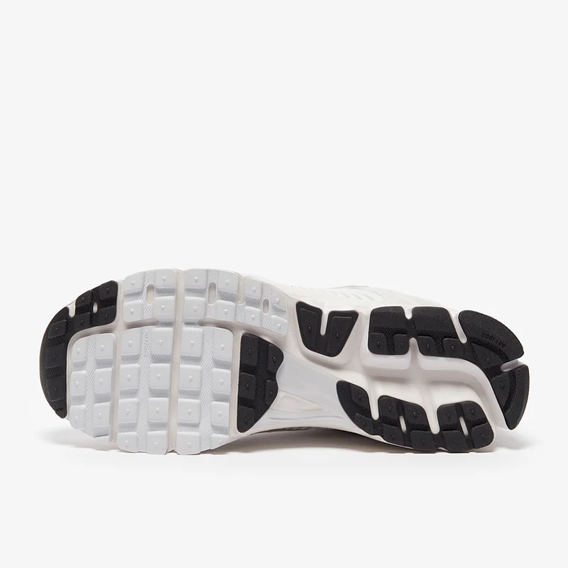 Nike Chaussure pour homme Zoom Vomero 5
