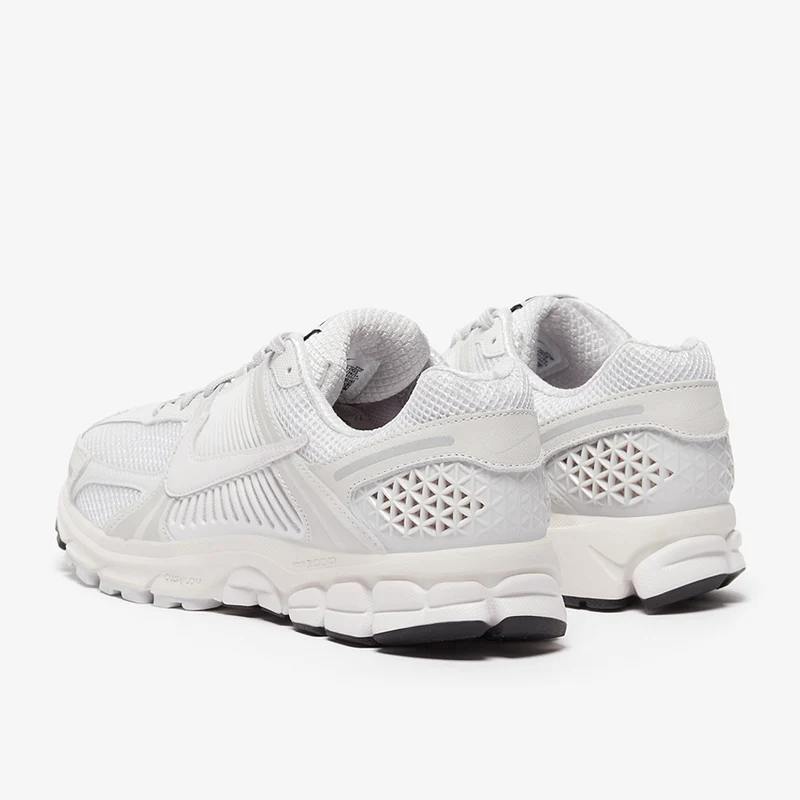 Nike Chaussure pour homme Zoom Vomero 5