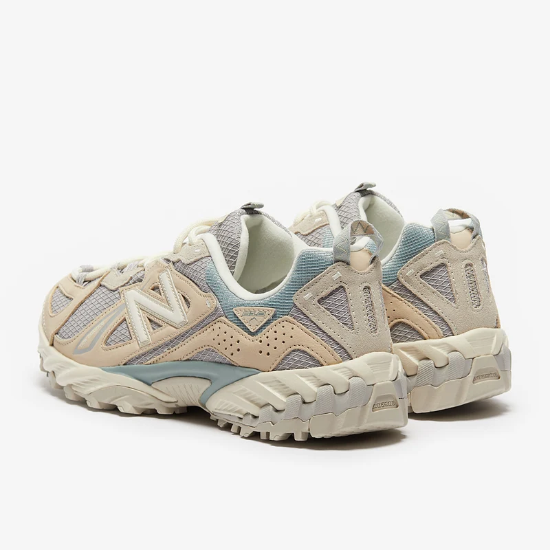 New Balance 610