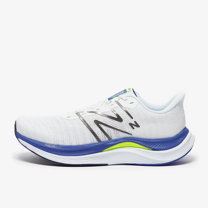 New Balance FuelCell Propel v4